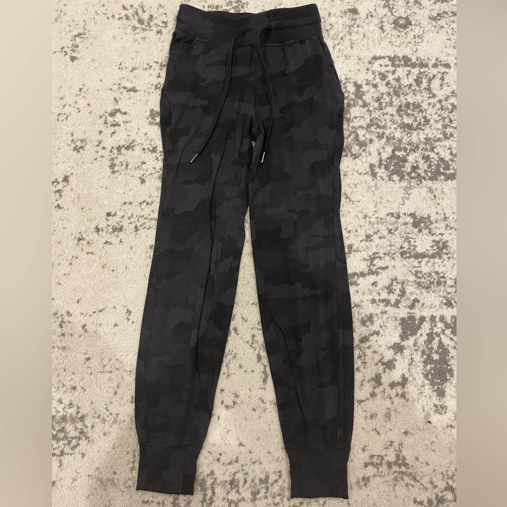 Lululemon Ready to Rulu Camo joggers